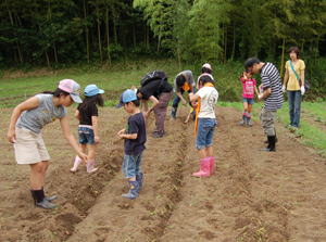img_csr_20110625_05