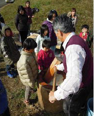 img_csr_20121202_07